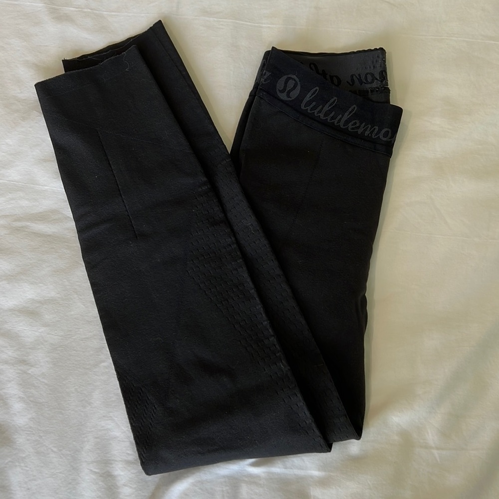 Lulu lemon size 4 legging